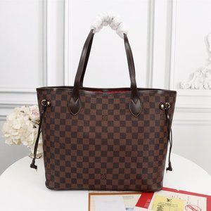 NWT💚🎀LouisVuitton 💖NEVERFULL Monogram Canvas Bag Red